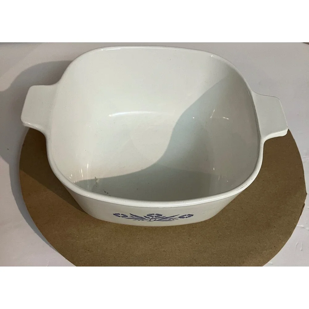 Corning Ware Casserole Dish  1.75qt White Excellent Blue Cornflower P-1 3/4-B